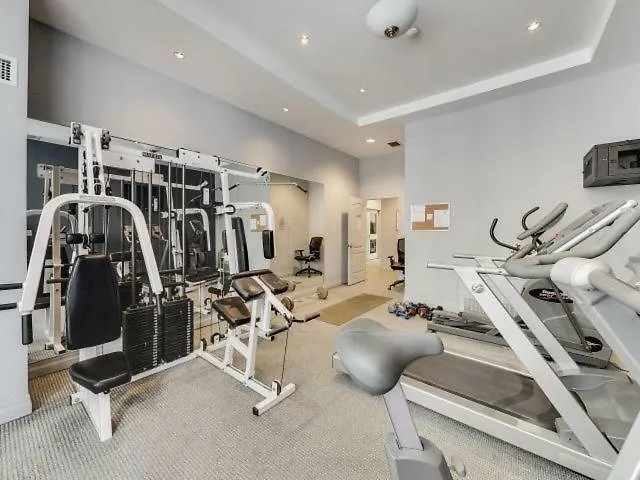 Apartment Micasa Suites - Stylish Condo By Eaton Centre And Yorkville