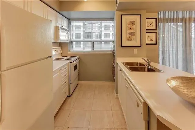 Micasa Suites - Stylish Condo By Eaton Centre And Yorkville Toronto